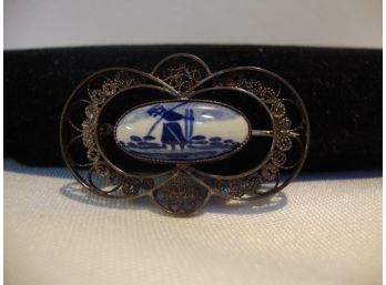 Sterling Delft Pin