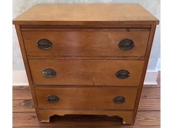 Three Drawer Maple Bachelor Chest