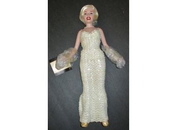 Marily Monroe Doll