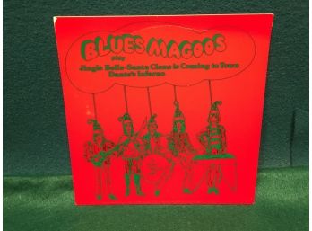 Blues Magoos Play Jingle Bells-Santa Claus Is Coming To Town/Dante's Inferno.  Vintage 45 Rpm EP Record W/ PS.