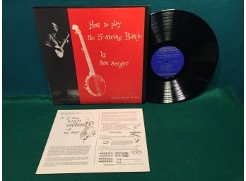 Pete Seeger. How To Play The 5-String Banjo On Folkways Records. Deep Groove Vinyl Is Very Good.