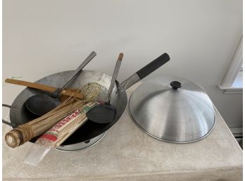 Wok Brand New With Lid And Cooking Utensils