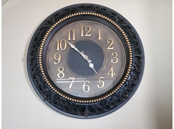 Handsome Decorative Battery Operated Plastic Wall Clock