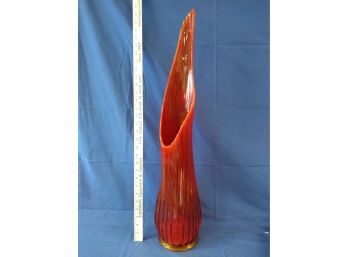 Beautiful Mid Century Modern Cherry Red & Sunshine Yellow Art Glass Vase