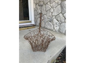 Fun Wired Floral Decorated Metal Basket