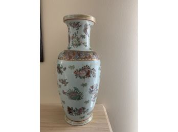 Fabulous  Signed Oriental Vase