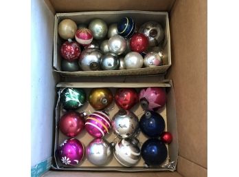 Vintage Ornaments Lot No. 3