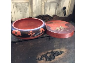 Japanese Decorative Bowl And Divided Dishes In A Decorative Box