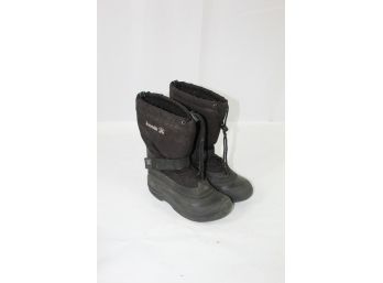 Kamik Size 8 Winter Boots