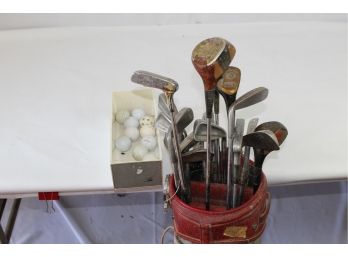 Vintage Golf Set