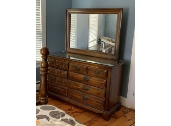 Thomasville Dresser With Mirror