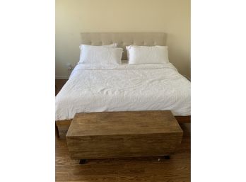 West Elm Looks Like King Sized Bed 79x84 With Headboard (see Description)