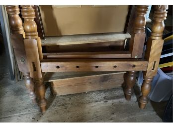 Beautiful Pair Of Antique Cherry Pineapple Post Twin Beds