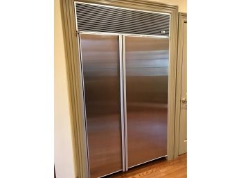 SUB ZERO Stainless Steel Refrigerator And Freezer With Ice Maker