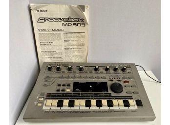 Roland Groovebox MC-303 Drum Machine Synthesizer With Manual, 1996