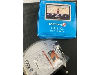 Tom Tom And A Retractable Notebook Mouse