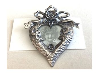 Heart Shaped Pin With Place To Insert Photo