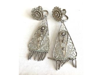 Very Detailed Clip Earrfings, Silver Look