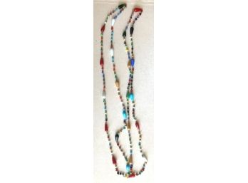 52' NECKLACE OF MULTICOLOR BEADS