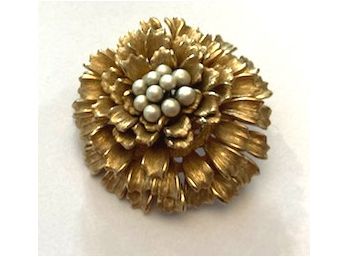 Fabulous Signed MARVELLA Flower Burst Pin, Gold Tone With Seed Pearls