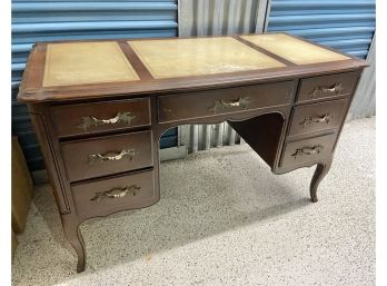 Fine Quality Louis XVI Style Kneehole Leather-top Desk By Townsend Zeeland Manufacturing Co - Michigan