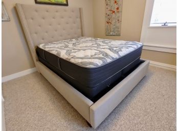 Raymour & Flanigan Queen Tufted & Studded Storage Bed With Mattress