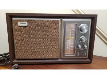 Sony FM/AM 2 Band  Radio Model No. ICF-9550W