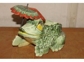 Rare McCoy Frog Planter With Umbrella