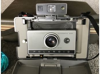 Polaroid Automatic 230 Land Camera, Folding Pack, 1967