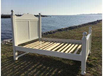 Stanley Furniture White Paneled Bed, Full Size