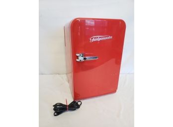 Portable Fridgemaster FM 15 Mobile Red Hot And Cold  Mini Fridge Model FM-15-Ac-120