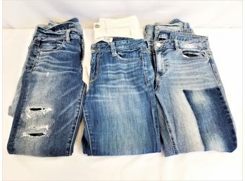 Six Pairs Of Women's Extreme Distressed Skinny Jeans  American Eagle, Joe Fresh, Old Navy Sizes 2-4
