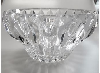 Stunning Heavy Crystal Ribbed Glass Bowl