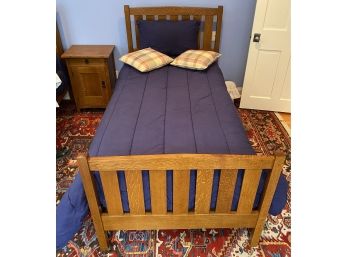 Stickley Oak Twin Bed With Ralph Lauren Bedding