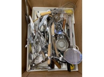 Miscellaneous Utensil Lot