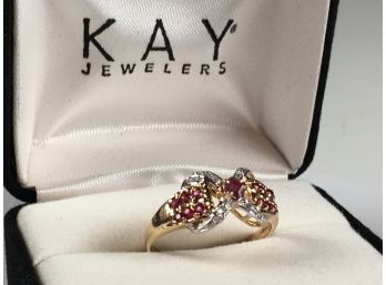 Lovely 14kt Yellow Gold Ring With Diamonds & Rubies - Beautiful Vintage Piece - Smaller Size