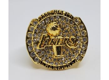 Incredible Los Angeles Lakers Kobe Bryant 2009 NBA Championship Replica Ring