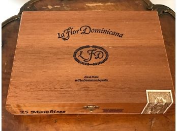 Vintage Dominican Republic Cigar Box