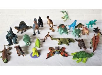 Huge Lot Of Plastic And Rubber Dinasurs, Playroom Toys