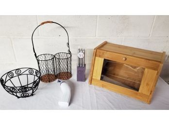 Kitchen Lot, New Bread Box, Utensil Carrier, New Knife Set, 8' Wire Bowl & Reynolds Tool