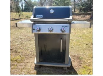 Weber 3 Burner Grill With Propane Tank, Grilling Tools And Cover