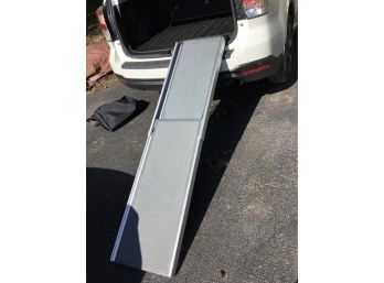 Pet Safe Deluxe Telescoping Dog Ramp. Value 99.95