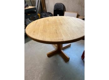 Butcher Block Pedestal Table