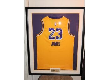 Signed LA Lakers  Lebron James Basketball Jersey With COA 42 X 34