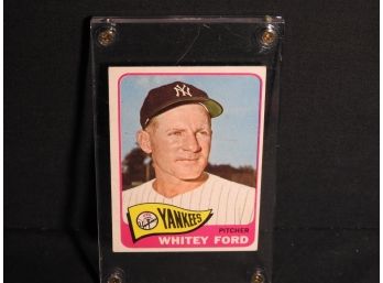 1965 Topps NY Yankees HOFer Whitey Ford Baseball Card In Screw Down