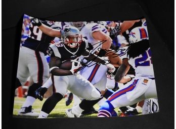 Signed 8 X 10 Photo Of Dion Lewis Of The New England Patriots