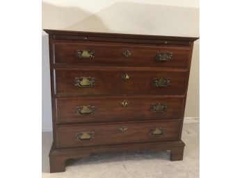 Pennsylvania House Captain's Chest Of Drawers With Expanded Surfase Tray