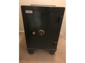 Victor Patents Safe On Casters With Combo And Compartment Key