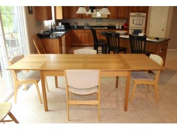 Mabler Table & Four Ashley Chairs