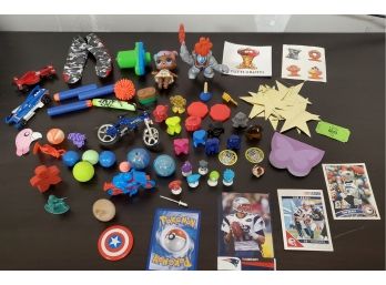 Fun Lot Of Small Toys Found In Lego Lots That We Sell!!!
